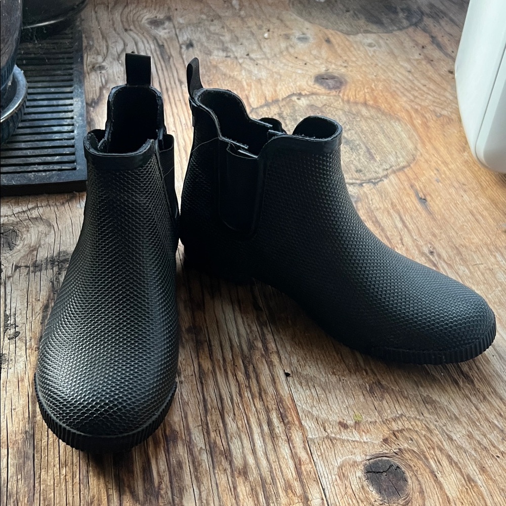 Cougar Regent Black Textured Women's Rubber Boots